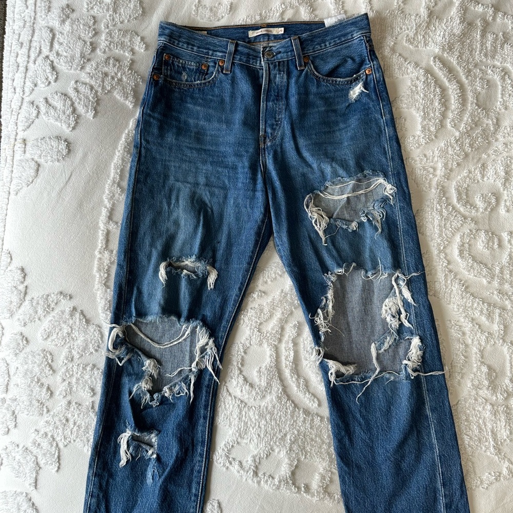Wedgie Straight Levi’s sz 29